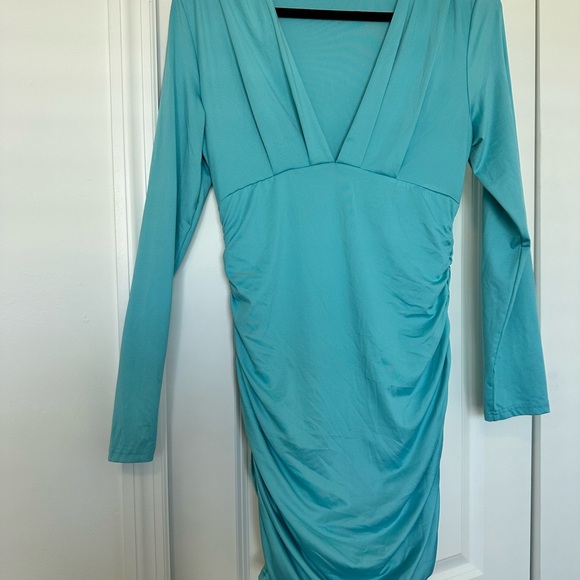 Dresses & Skirts - Deep V Teal Long Sleeve Dress